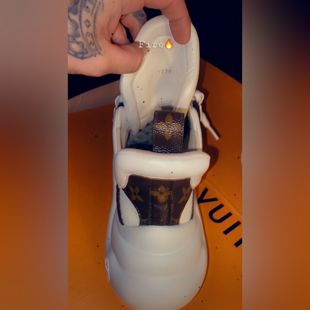 Louis Vuitton White/Monogram Canvas and Leather Archlight Sneakers Size 42